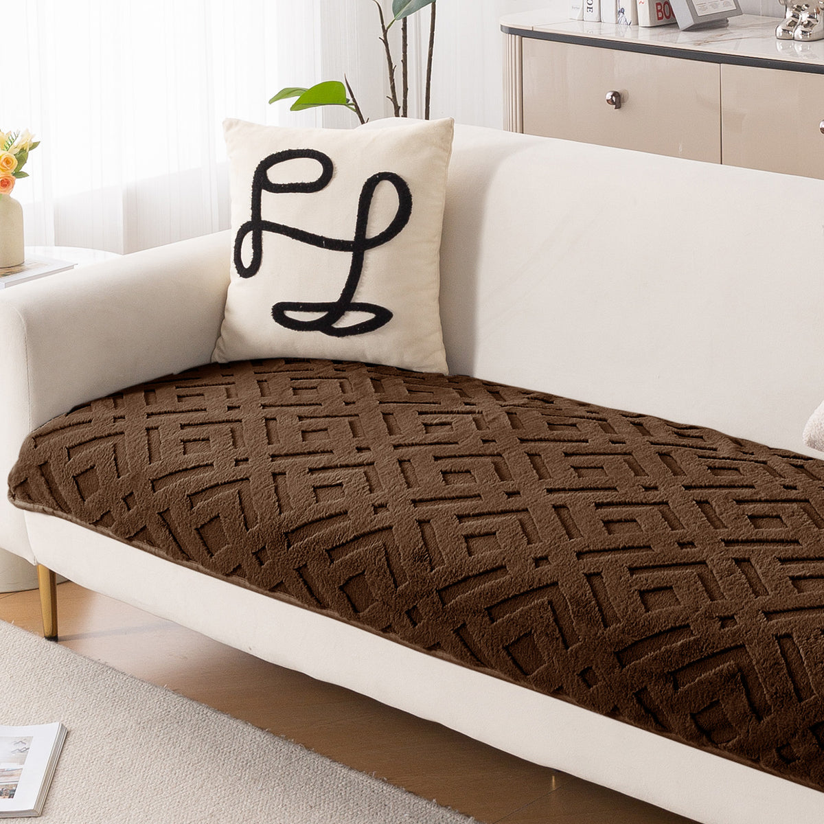 Velvet Maze Sofa Cover Mat, Dark Brown