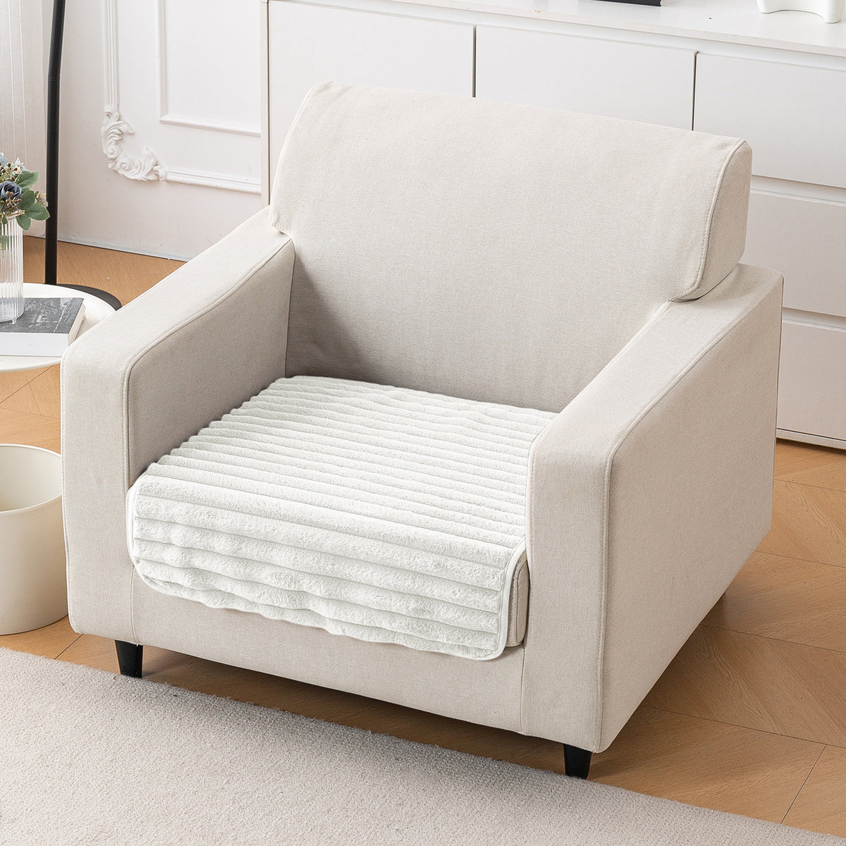 Faux Rabbit Fur Plush Anti-Slip Sofa Mat |Snuggle Fur Pearl White
