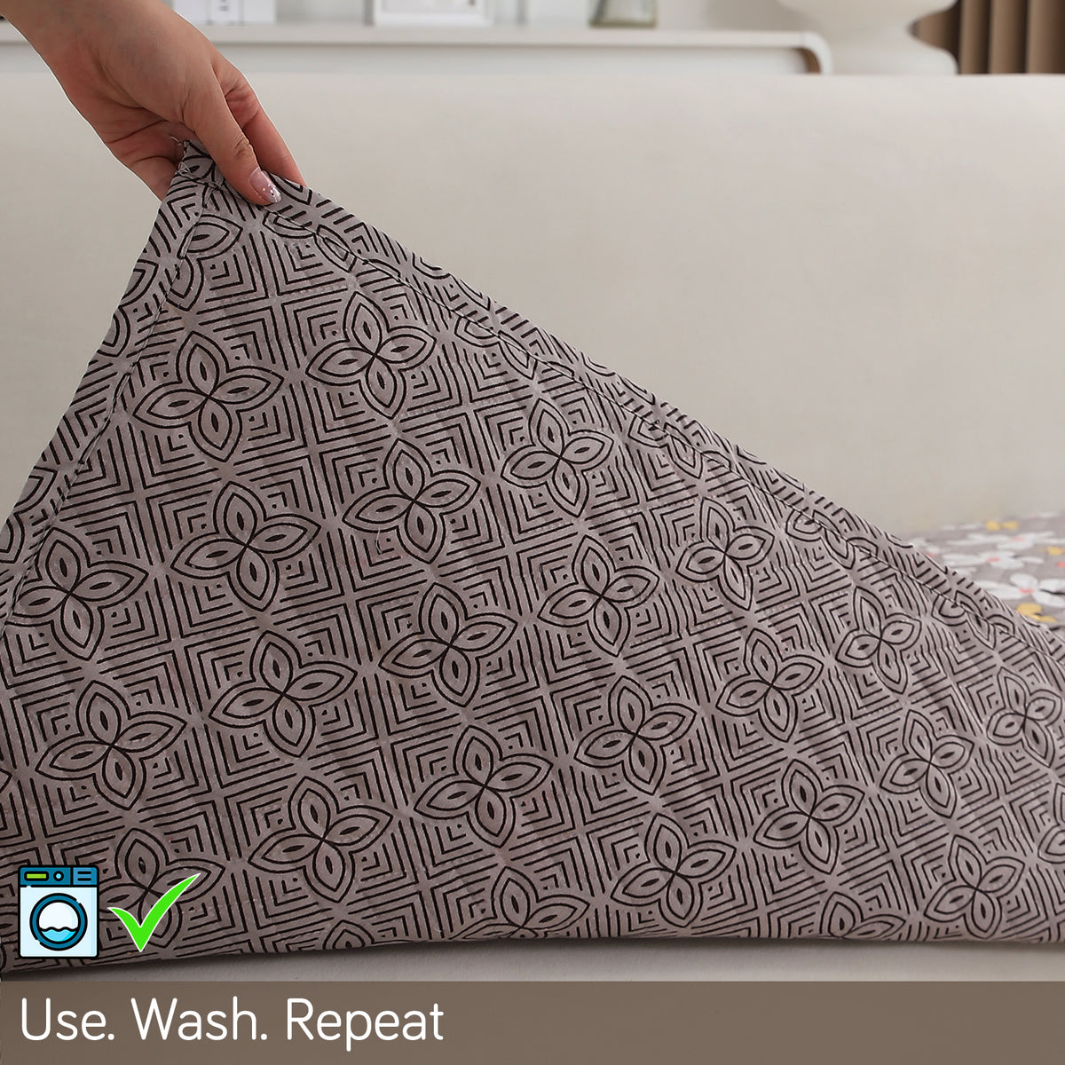 'Homehues' Printed Quilted Sofa Cover Mats, Pastel Brown Sandwort Flower