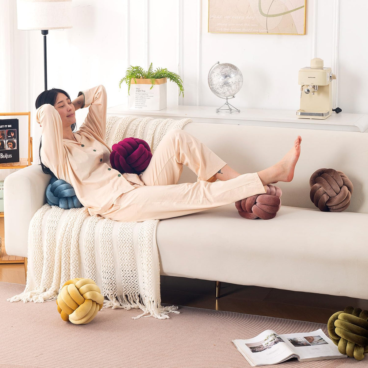 HOKIPO Velvet Knot Ball Cushion for Sofa & Bed, 20 cm, Golden