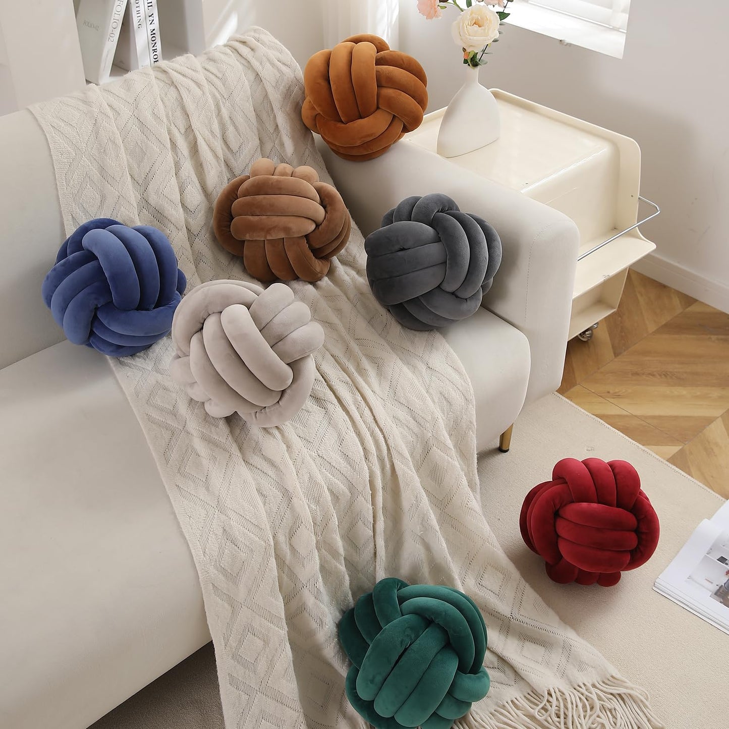 Knot Ball Cushion Pillow Soft Plush Velvet Decorative Throw Pillow - Emerald Green