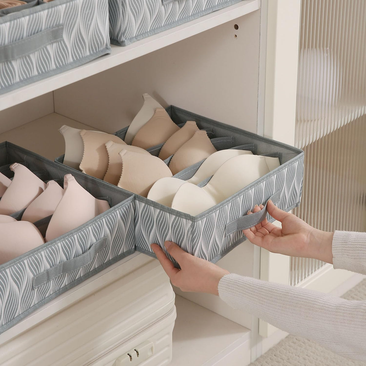 Lingerie Organizer for Women – Bra Organizer for Wardrobe & Drawers | Foldable Innerwear Organiser for Bras, Camisoles | Non-Woven Fabric, Grey leaves