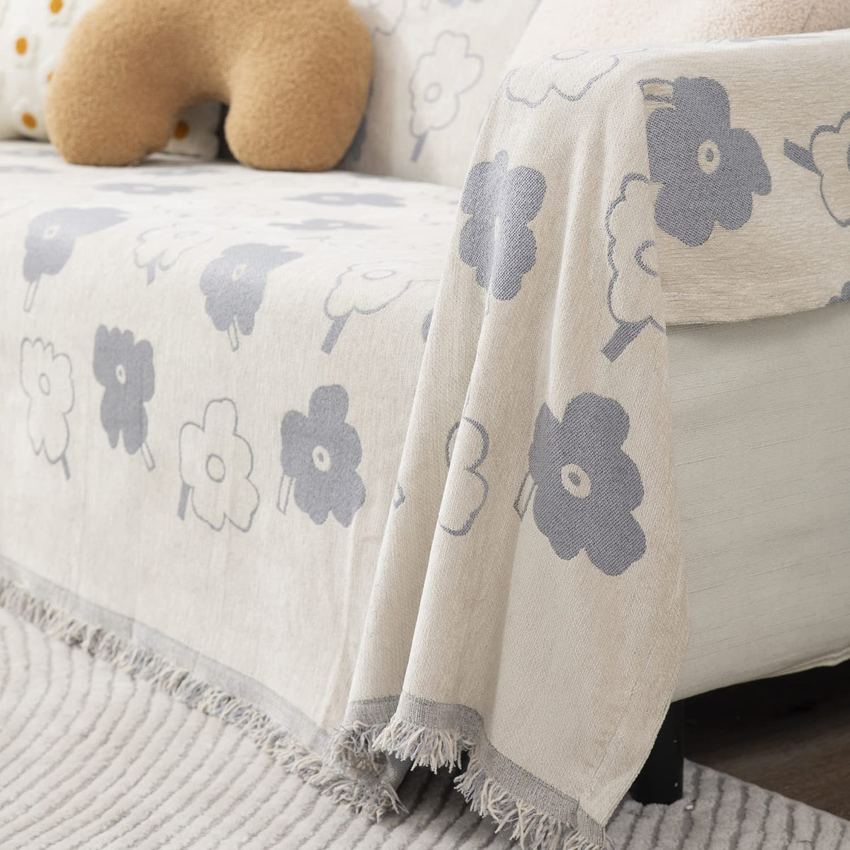 Breathable, soft off white floral print colour chenille sofa throw 
