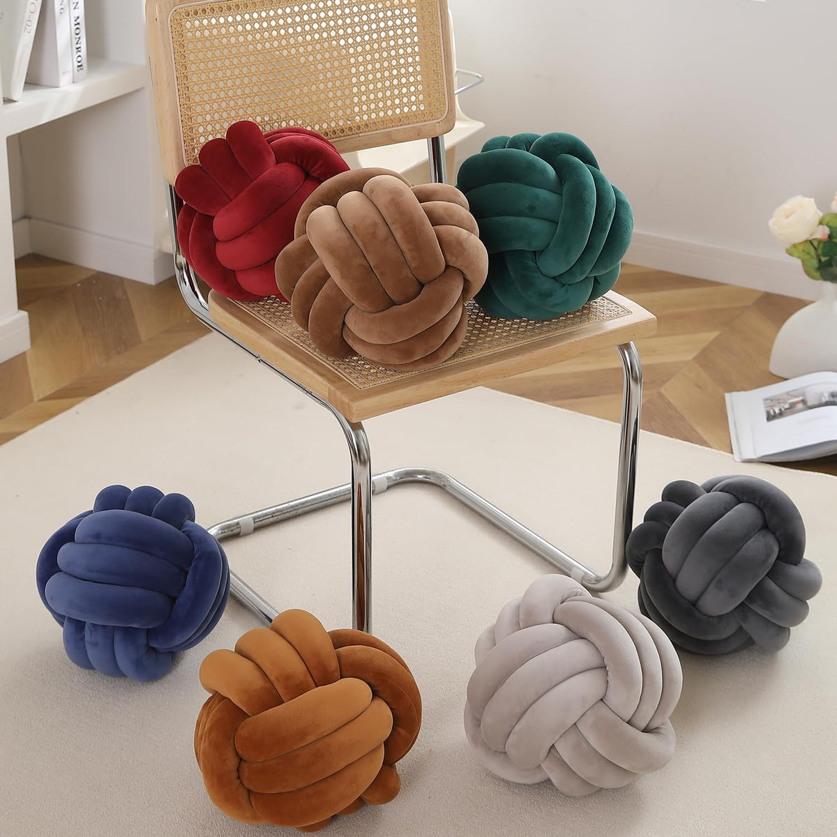 Knot Ball Cushion Pillow Soft Plush Velvet Decorative Throw Pillow - Emerald Green