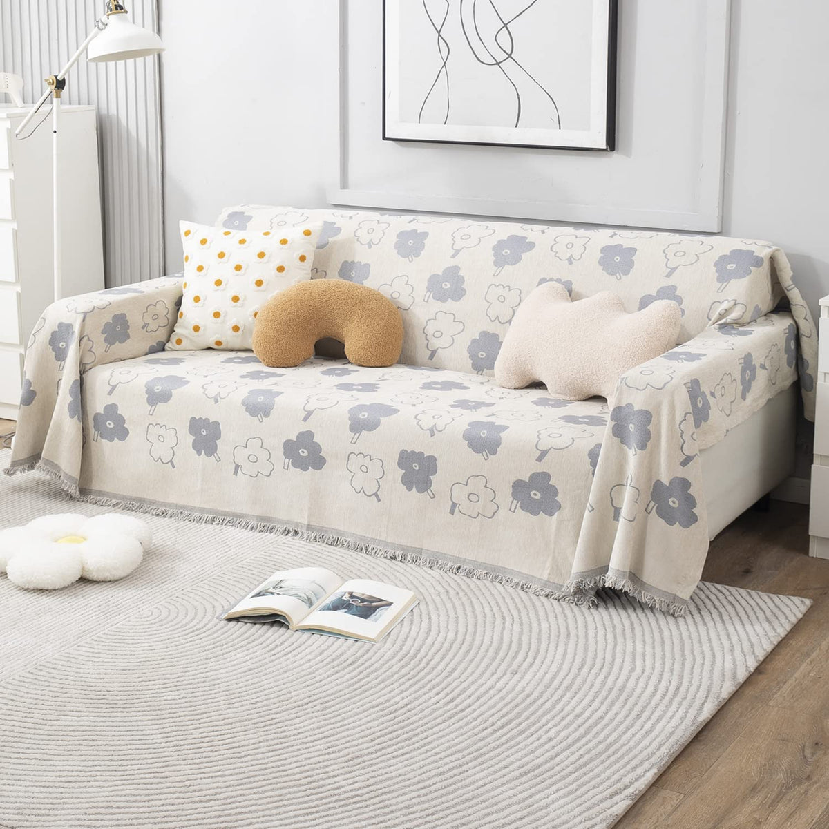 off white floral print colour chenille sofa throws in size 180(D)x180(L) for one seater, 180(D)x230(L) for two seater, 180(D)x300(L) for 3 seater
