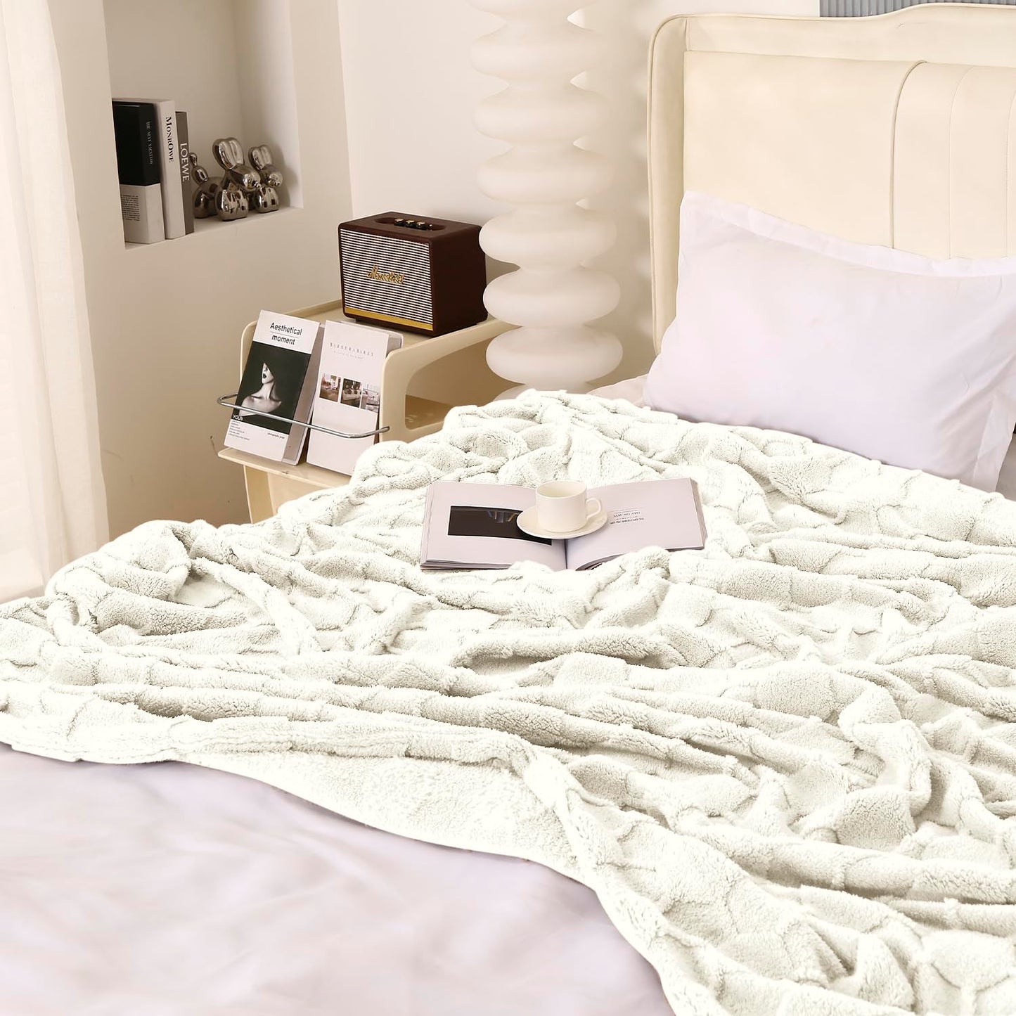 220 GSM Flannel AC Throw Blanket Double Bed Queen, 200x230 cm / 6.5x7.5 feet, Cream