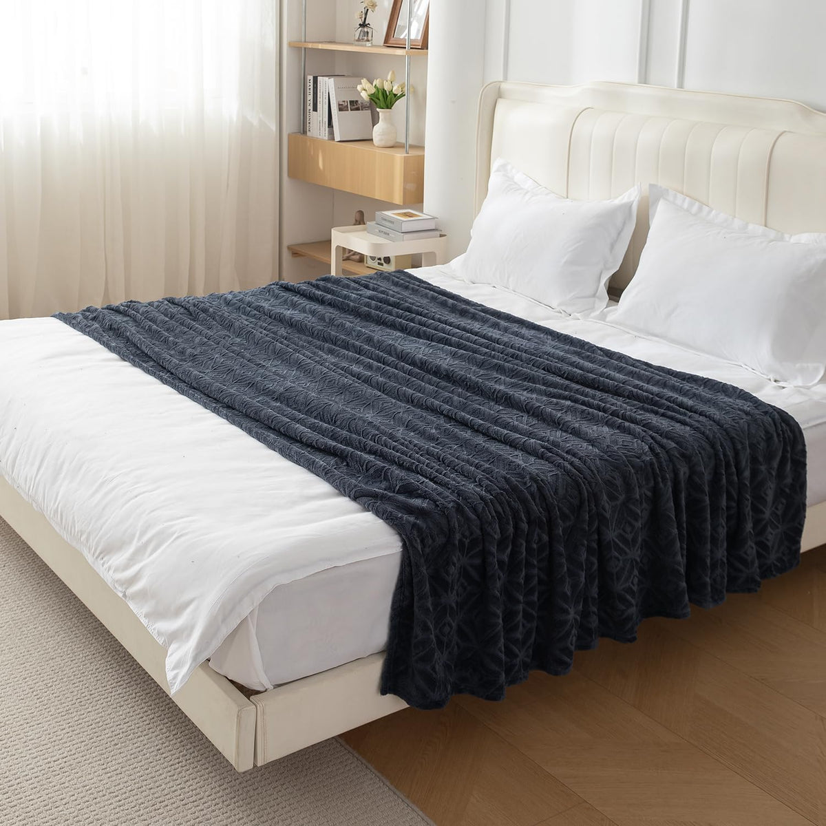Buy Dark Grey Colour Soft Double Bed Fleece Blanket | HOKIPO
