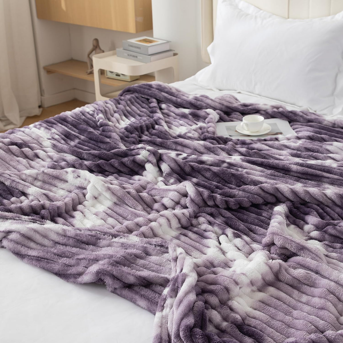 Buy Purple Colour Gradient Warm AC Blanket | HOKIPO