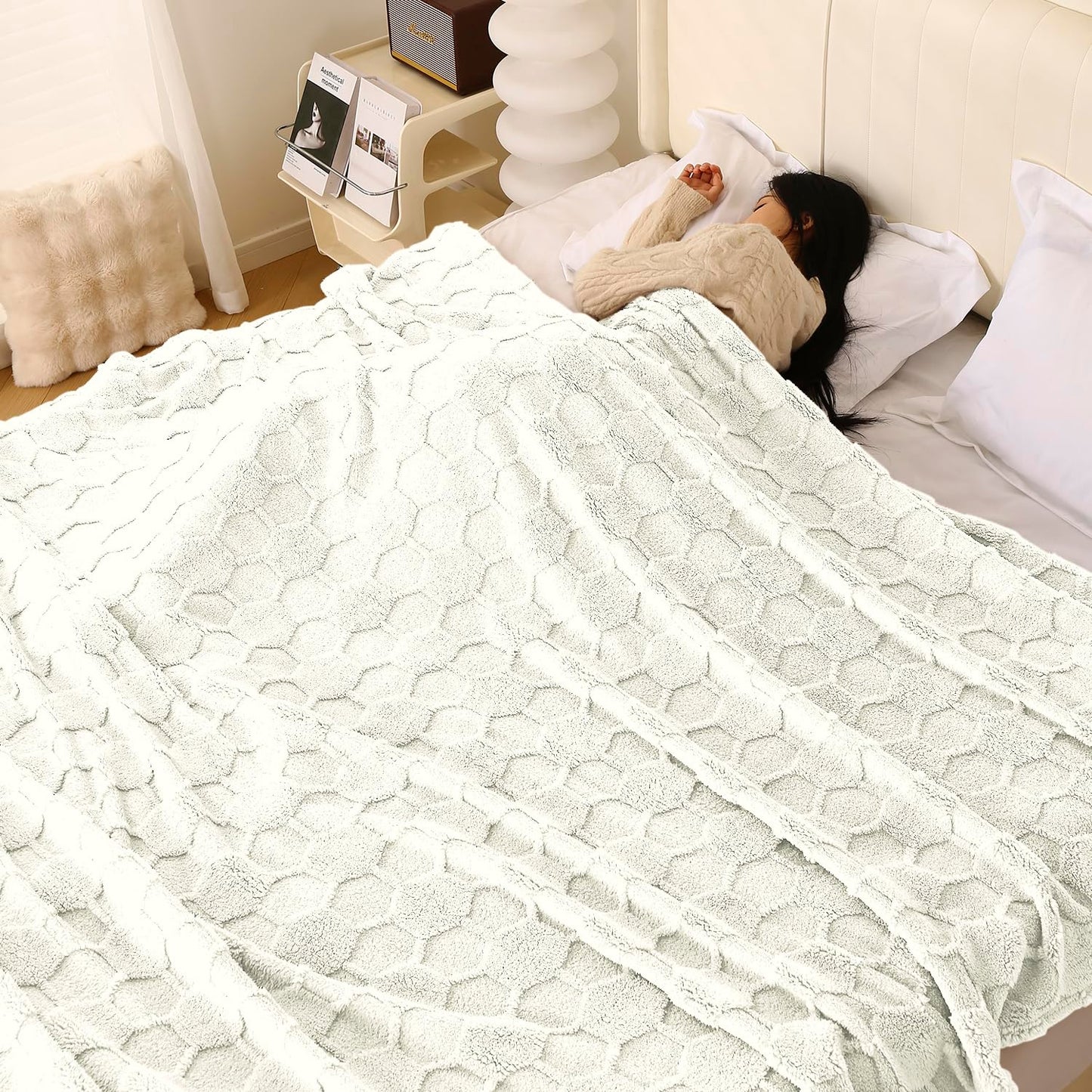 220 GSM Flannel AC Throw Blanket Double Bed Queen, 200x230 cm / 6.5x7.5 feet, Cream