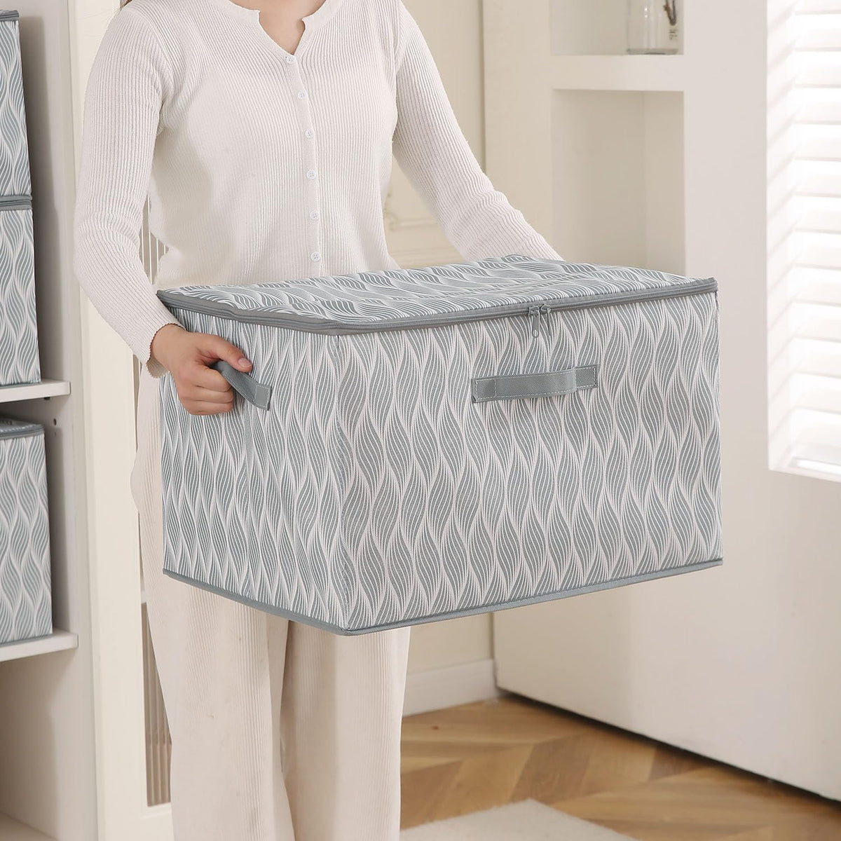 Foldable Clothes Organizer Box | Durable Non-Woven Storage with Zipper & Handle