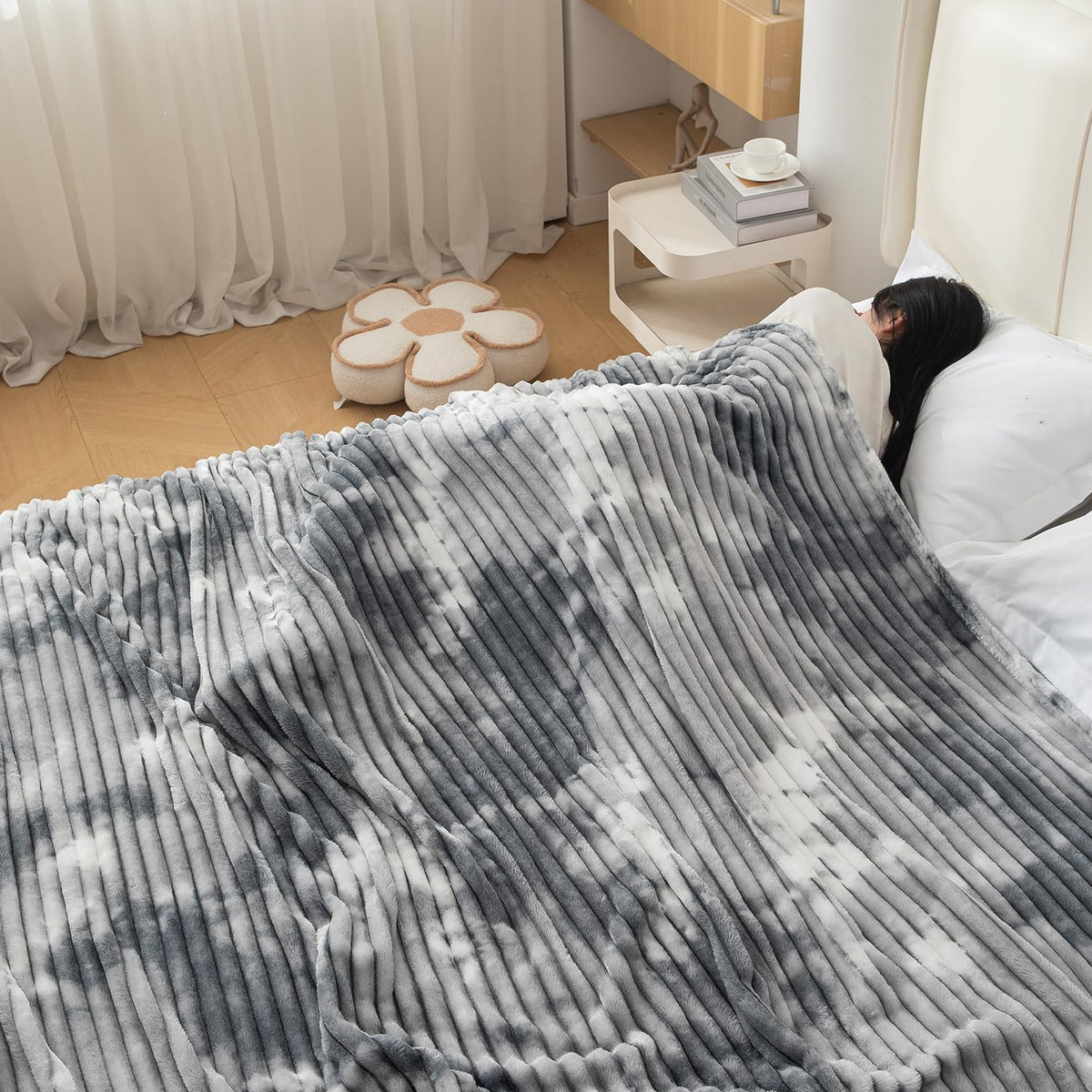 Grey Gradient AC Blanket Double Bed | HOKIPO