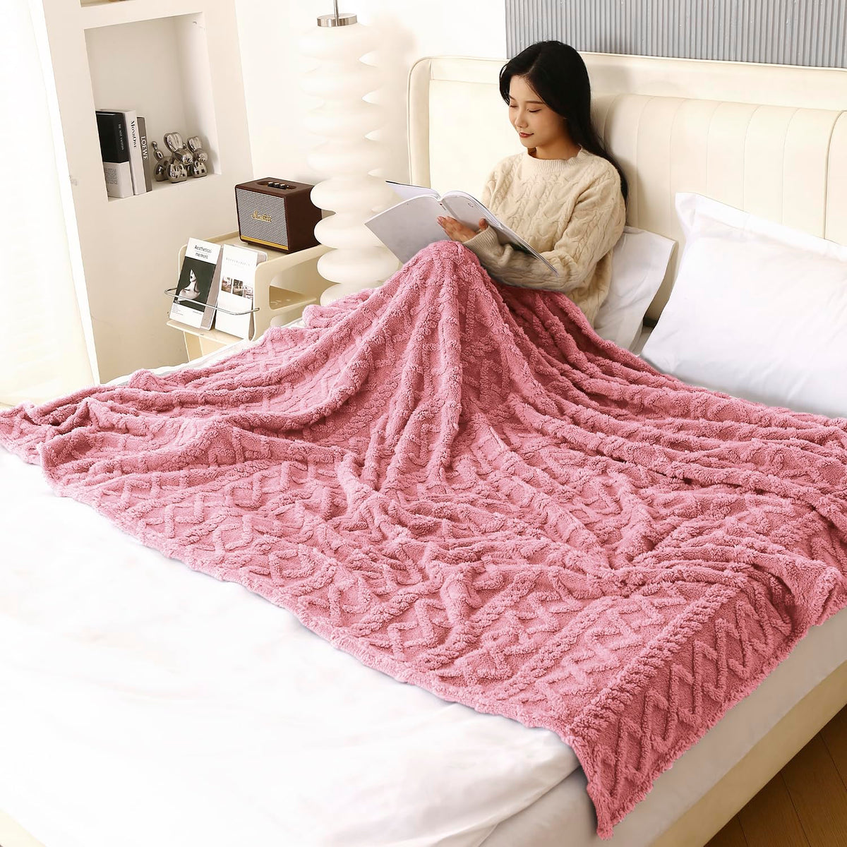 220 GSM Flannel AC Throw Blanket Double Bed Queen, 200x230 cm / 6.5x7.5 feet, Baby Pink