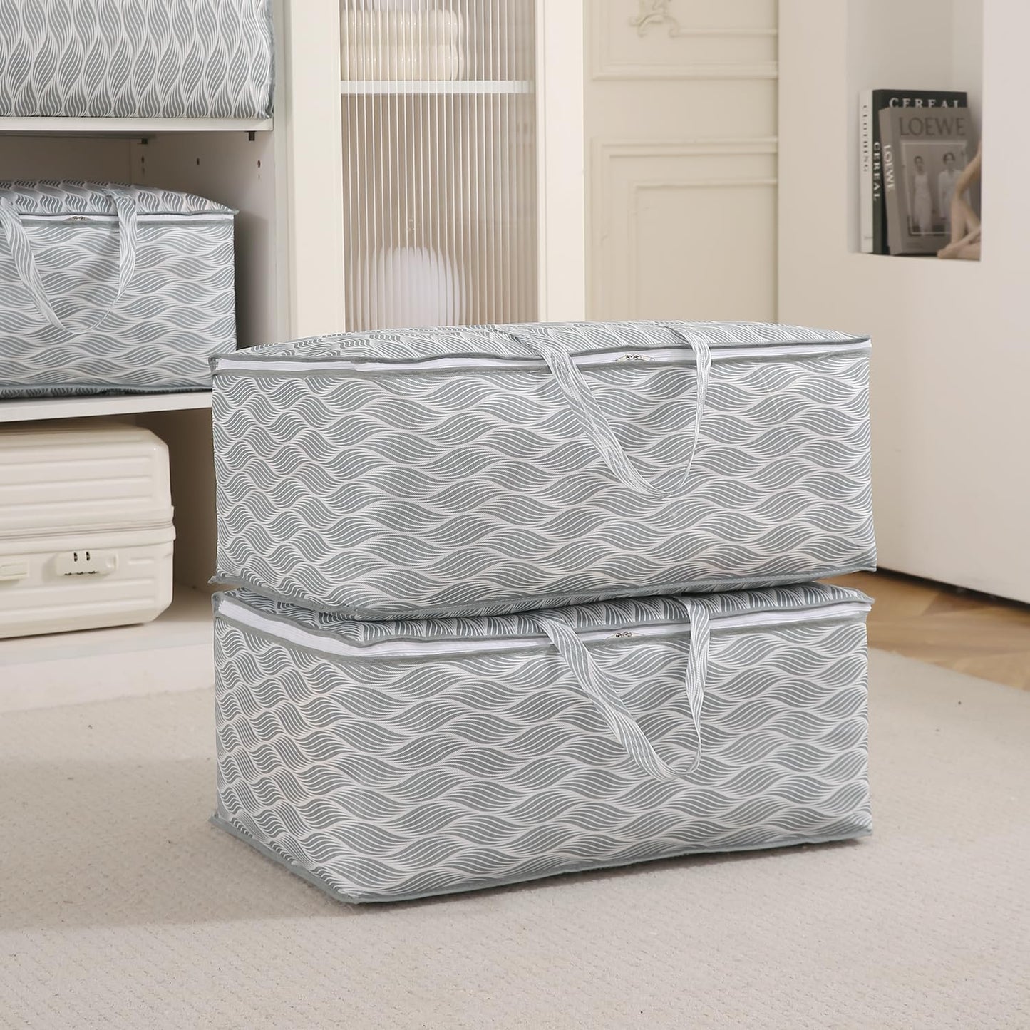 Foldable Clothes & Blanket Storage Bag – Moisture-Resistant, Zippered with Handles