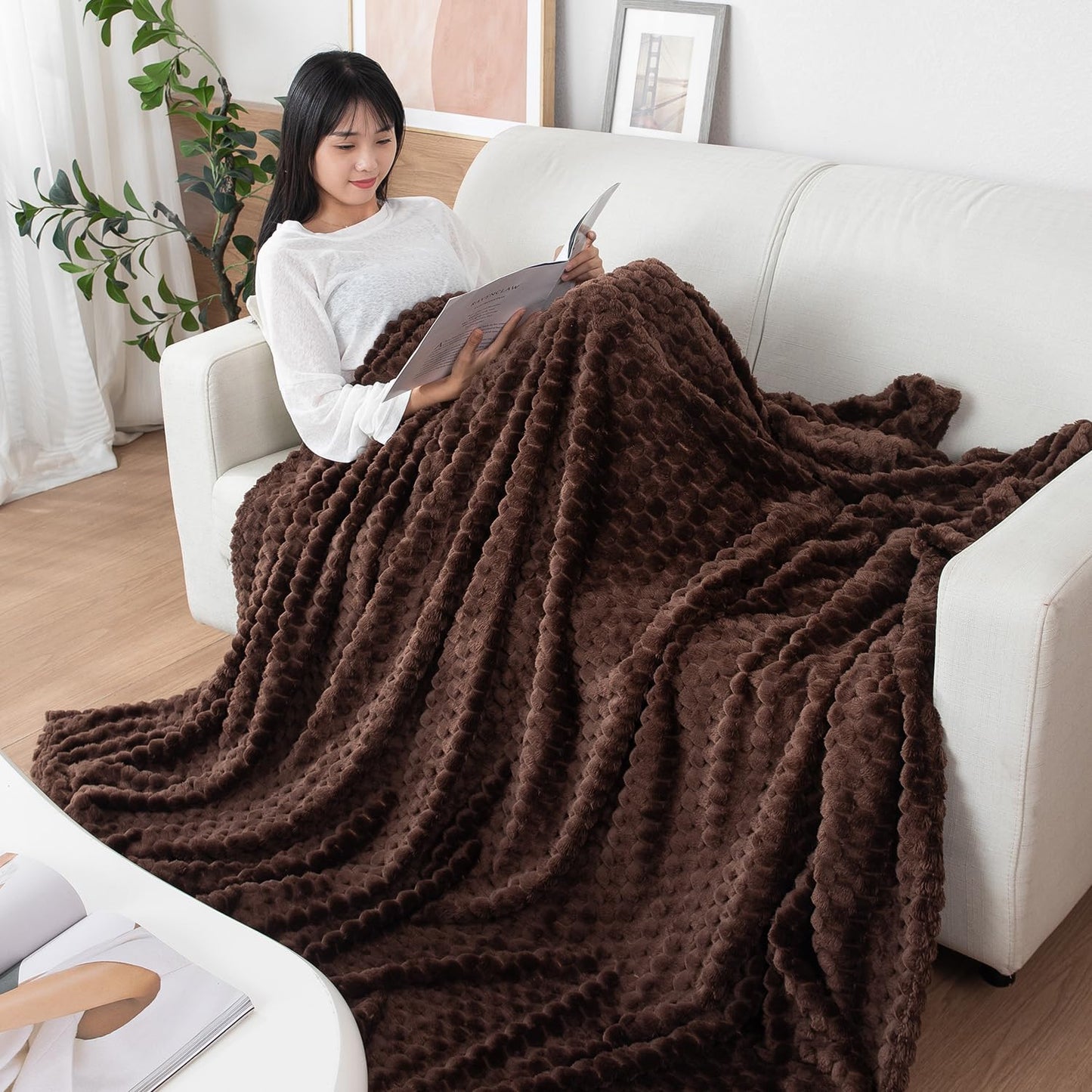 AC Fleece Blanket Queen, Brown