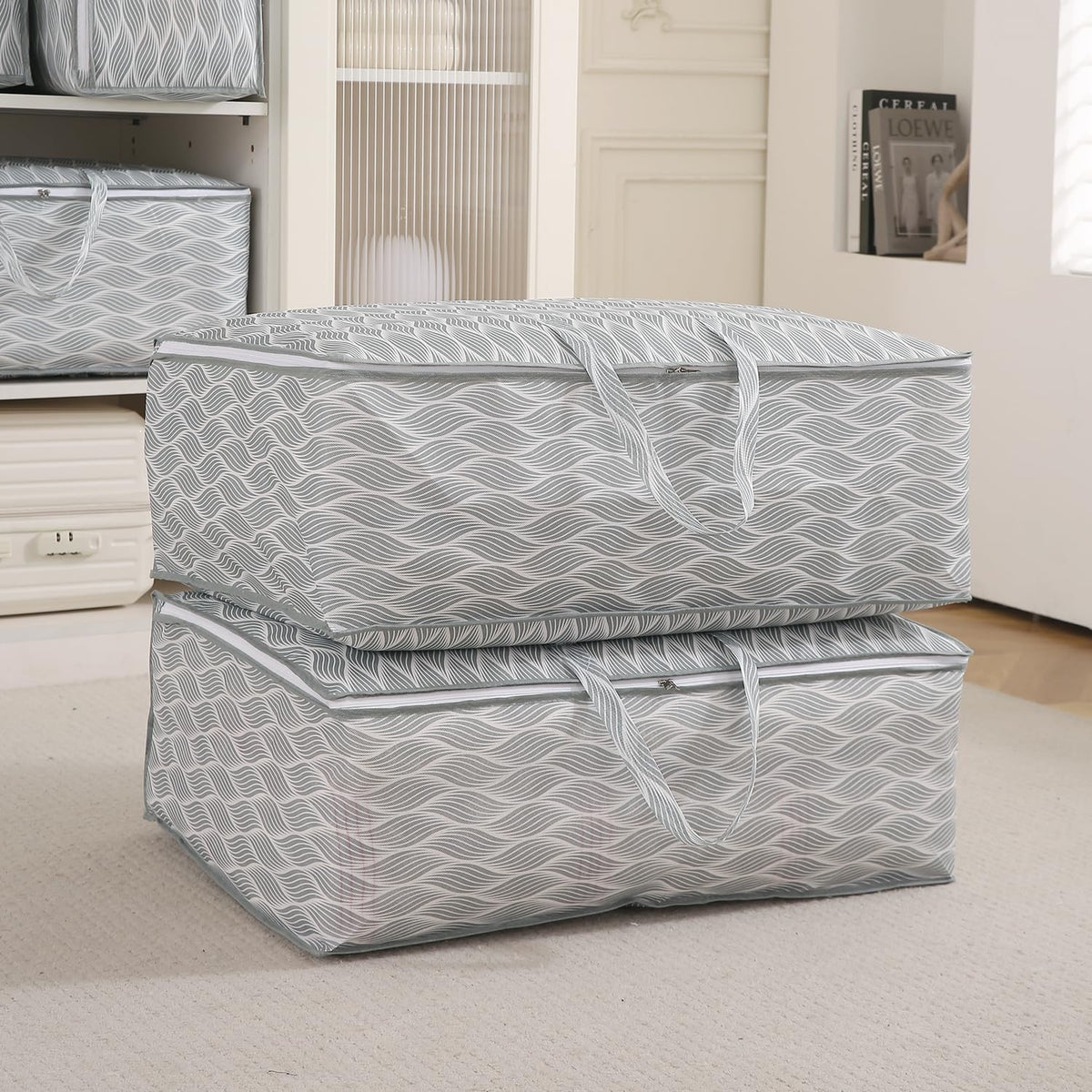Foldable Clothes & Blanket Storage Bag – Moisture-Resistant, Zippered with Handles