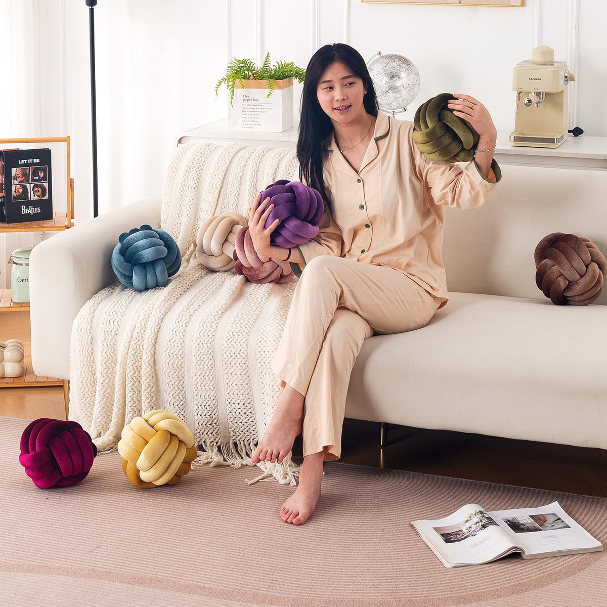 HOKIPO Velvet Knot Ball Cushion for Sofa & Bed, 20 cm, Golden