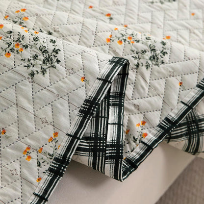 Quilted Sofa Seat Mat for 1/2/3 Seater with 2 Armrest Covers with Pockets, Light Green Ash Gypsy Flower