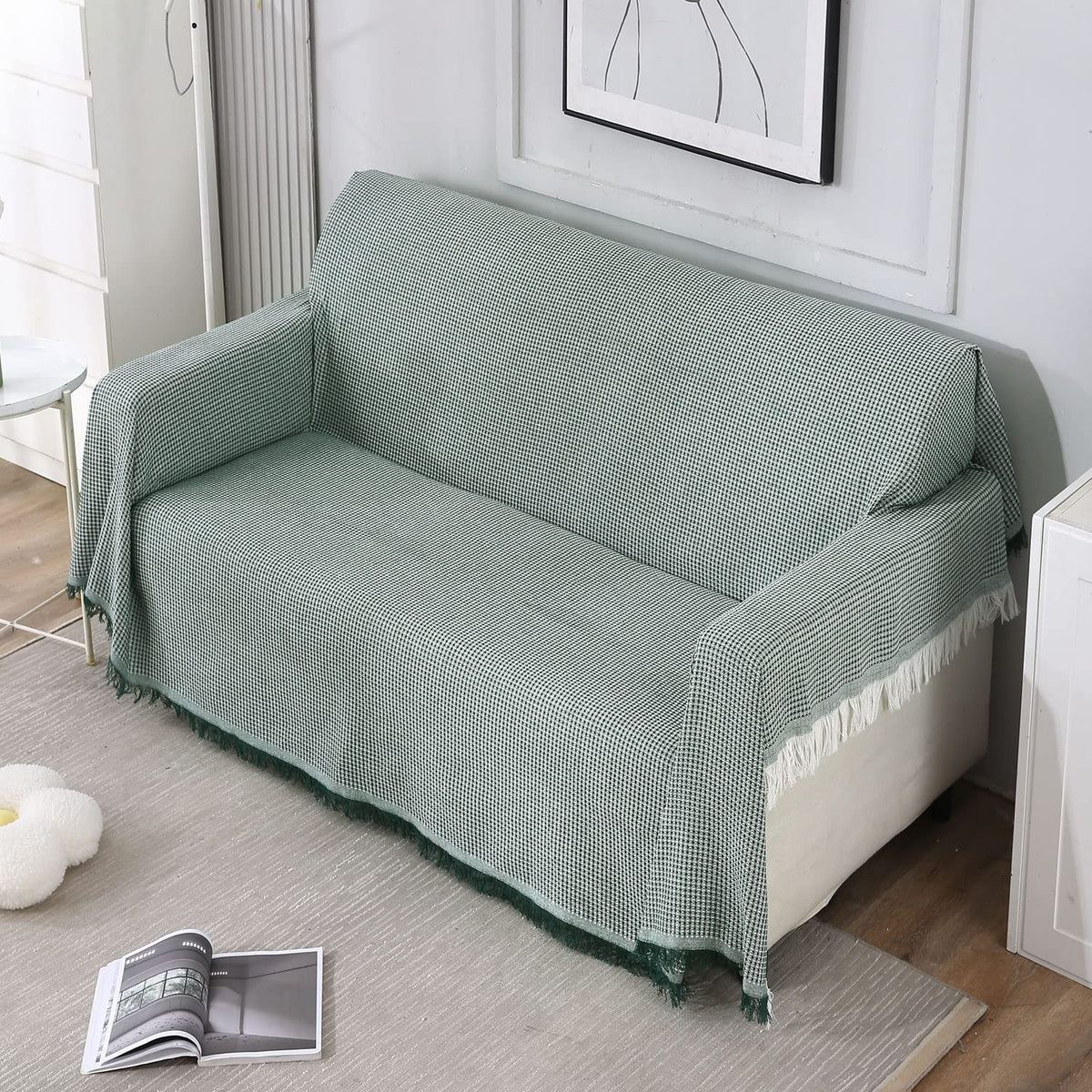 Bottle Green colour polycotton 3 seater sofa throw of size 180(D)x300(L)
