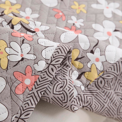 HOKIPO Quilted Sofa Seat Mat for 1/2/3 Seater with 2 Armrest Covers with Pockets, Pastel Brown Sandwort Flower