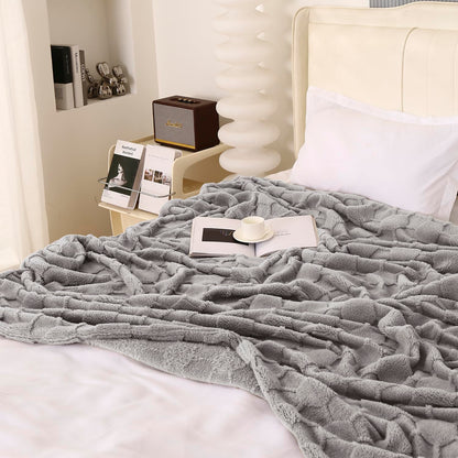 220 GSM Flannel AC Throw Blanket Double Bed Queen, 200x230 cm / 6.5x7.5 feet, Cloud Grey