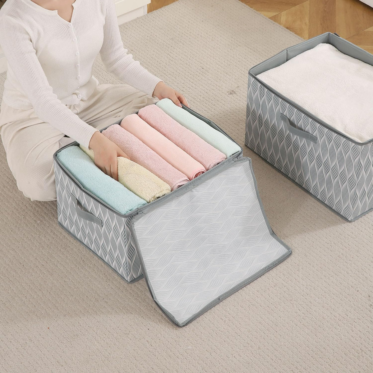 Foldable Clothes Organizer Box | Durable Non-Woven Storage with Zipper & Handle