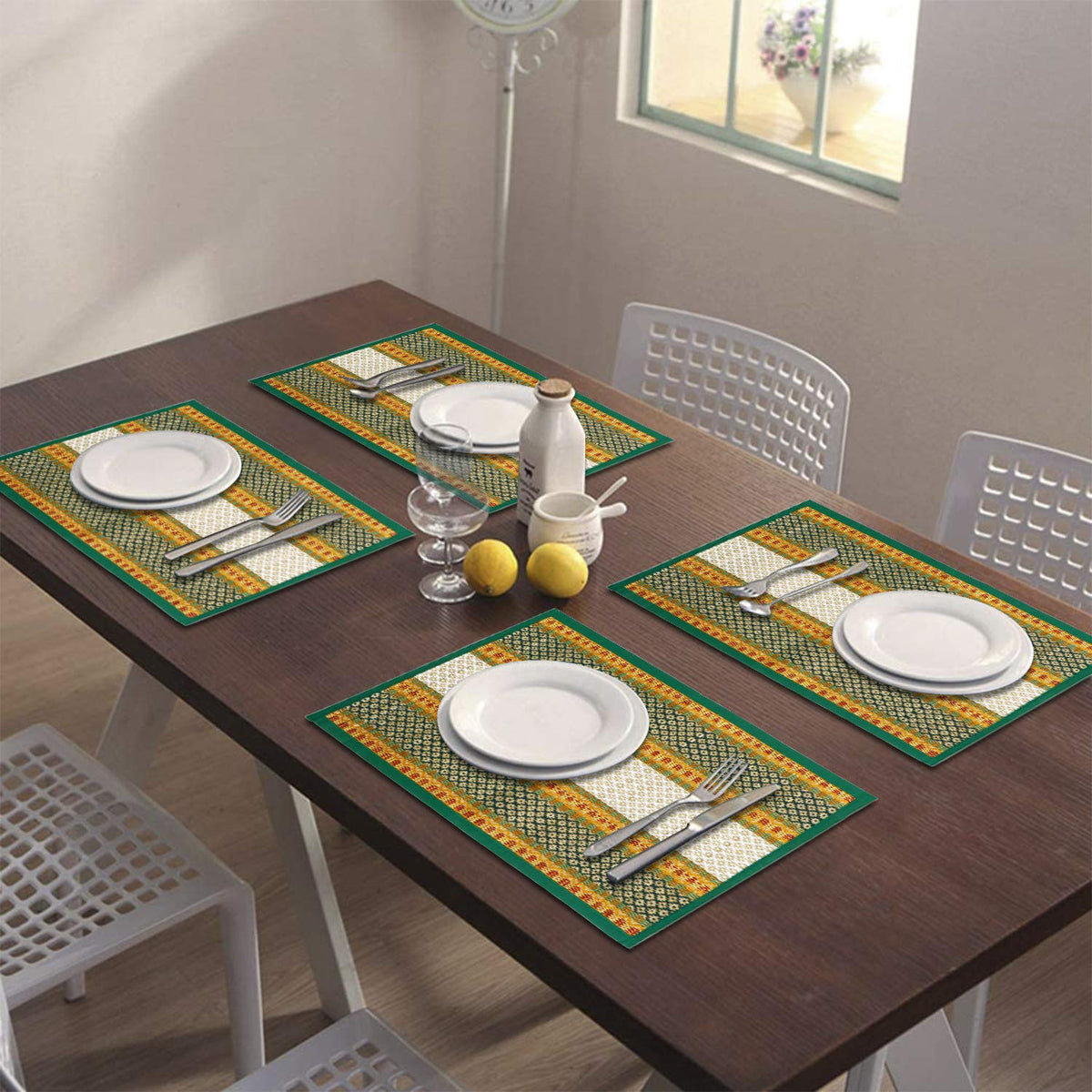 Handmade Madurkathi River Grass Dining Table Mats, Green