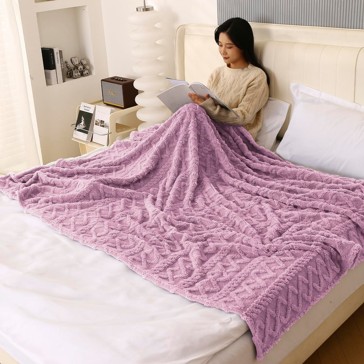 220 GSM Flannel AC Throw Blanket Double Bed Queen, 200x230 cm / 6.5x7.5 feet, Lilac