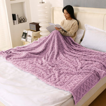 220 GSM Flannel AC Throw Blanket Double Bed Queen, 200x230 cm / 6.5x7.5 feet, Lilac