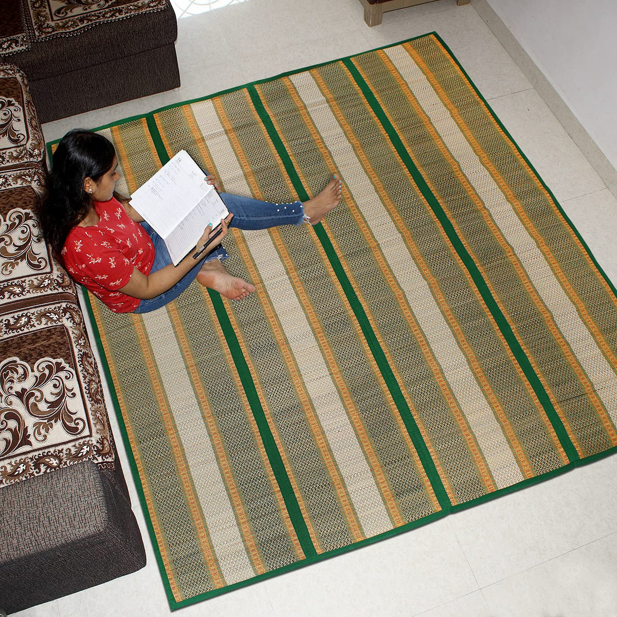 Natural Green Madurkathi chatai with mattress style | HOKIPO