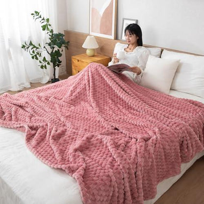 AC Fleece Blanket Queen, Pink - HOKIPO | Har Ghar ka Humsafar