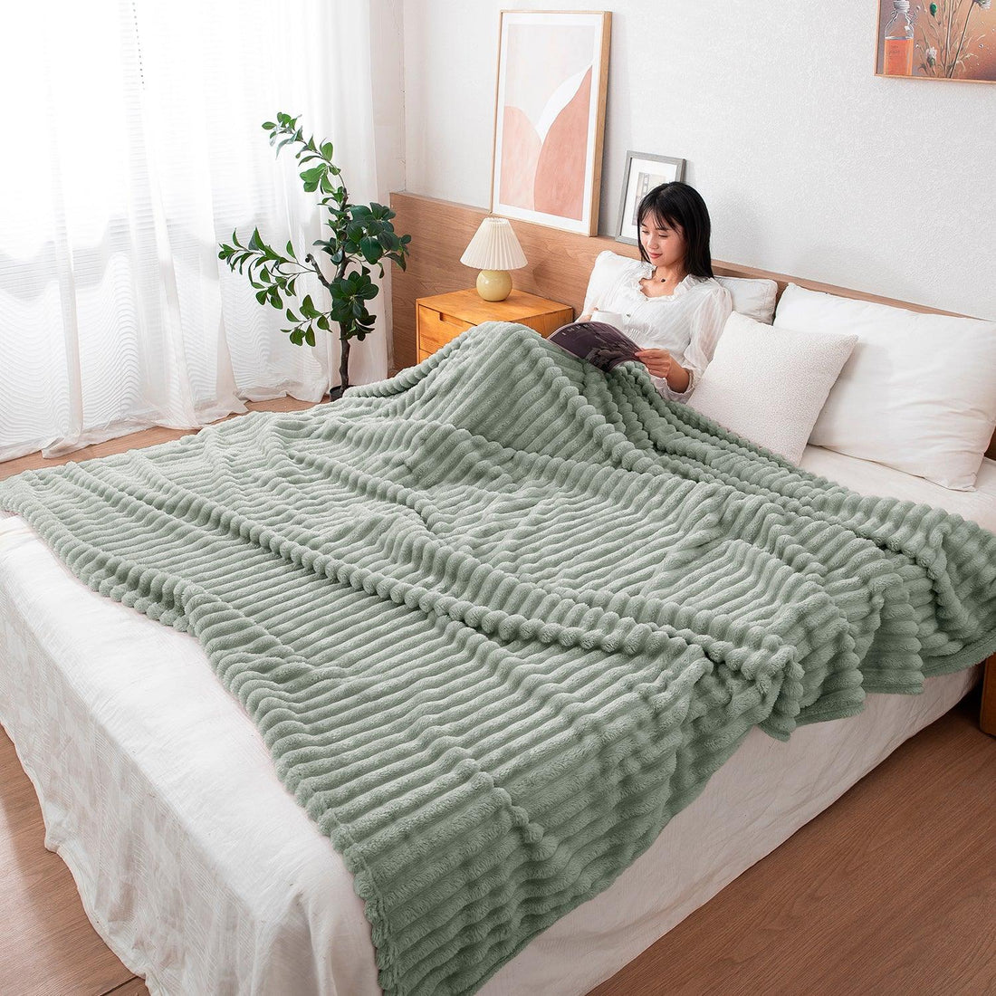 HOKIPO AC Blanket Double Bed Queen, 200x230 cm / 6.5x7.5 feet, Moss Green - HOKIPO | Har Ghar ka Humsafar