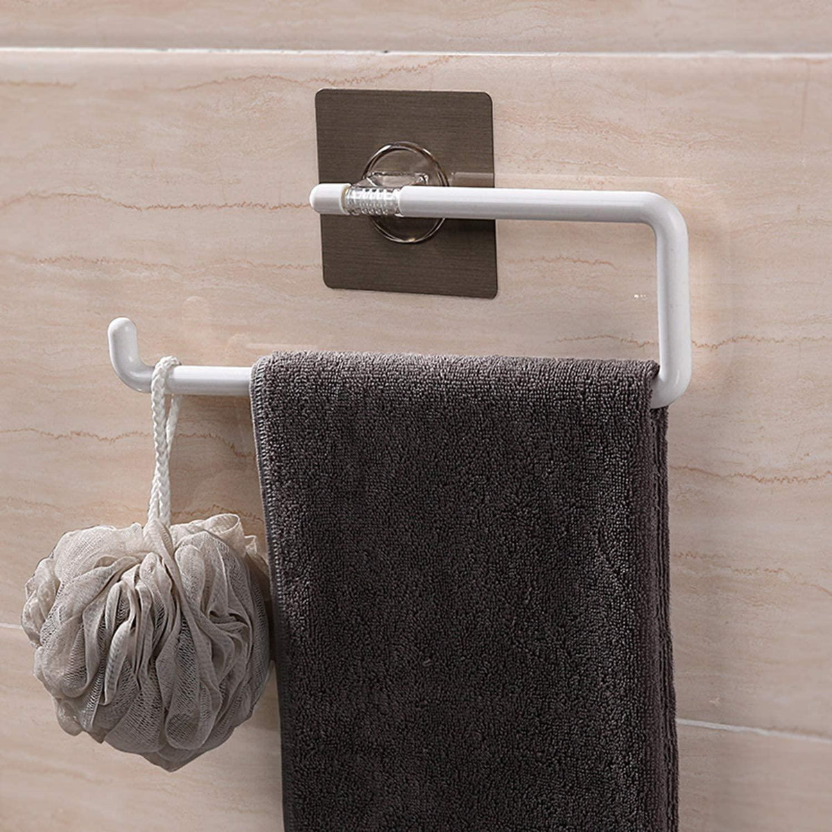 Wall mounted bathroom towel holder | HOKIPO