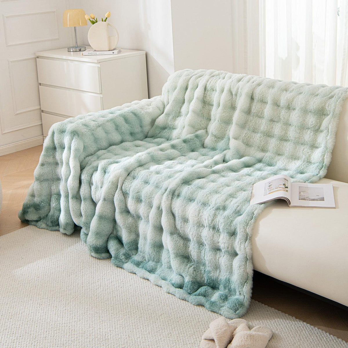 Buy Premium Green Luxury Gradient Faux Rabbit Wool Sofa Throws online | HOKIPO