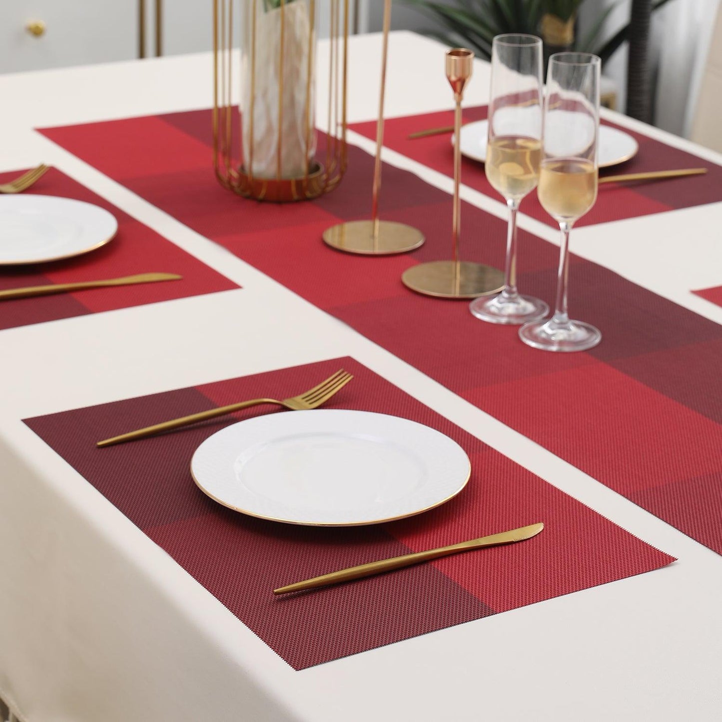 PVC Dining Table Mats, Red - HOKIPO | Har Ghar ka Humsafar