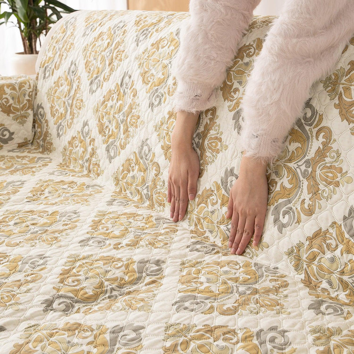 Damask Beige Printed non slip quilted sofa cover
